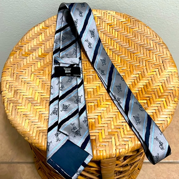Disney Pixar Toy Story Buzz and Woody 100% Silk Tie - Picture 3 of 5